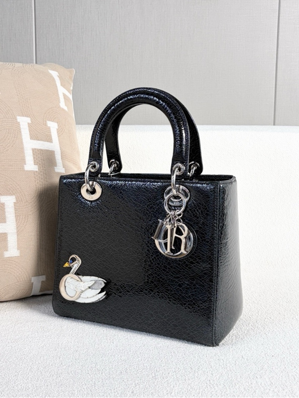 Dior | Lady Dior Five Swan Black Patent | Excellent Condition |Top Handle - Picture 4 of 9